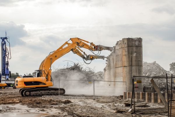 Silo Demolition in Waterloo